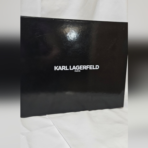 KARL LAGERFELDWomen's Disco Kitty Beanie & Scarf Boxed Gift Set In Black - Picture 5 of 7